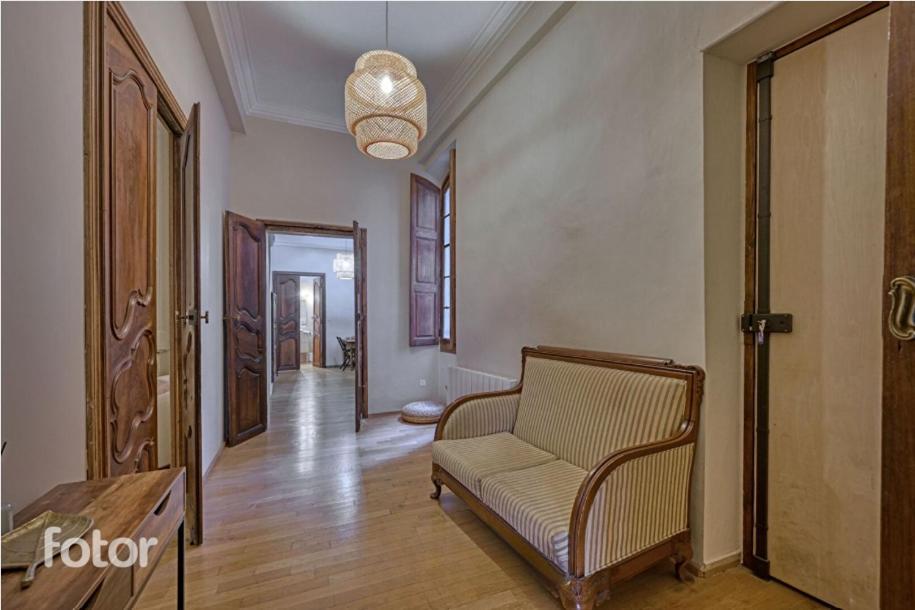 Superbe Appartement 95M2 Proche Arenes- Parking Offert Нім Екстер'єр фото